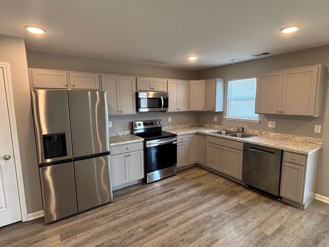 Building Photo - 8084 Driftwood Lp