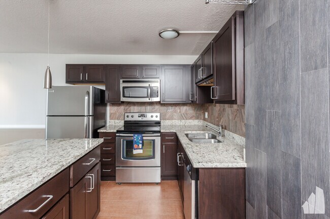 Foto del edificio - 2728 N Hampden Ct
