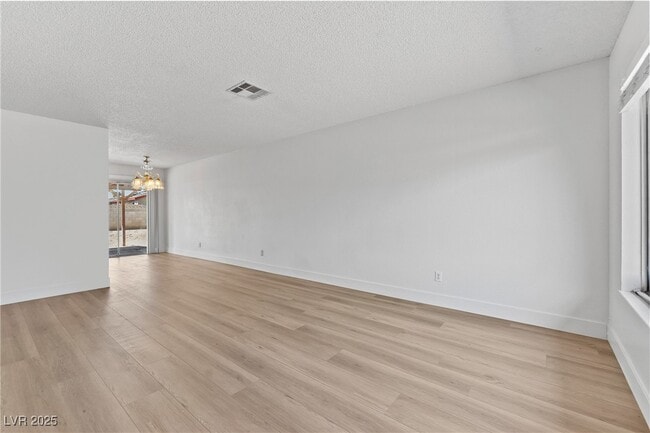 Building Photo - 4705 E Washington Ave