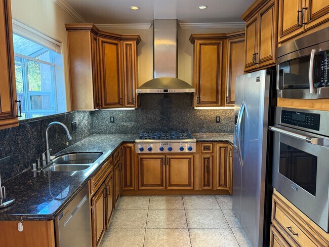 Photo - Bright 3 bedroom 2.5 Bath Home in Campbell