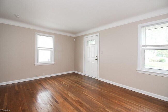 Foto del edificio - 20570 Morris Ave
