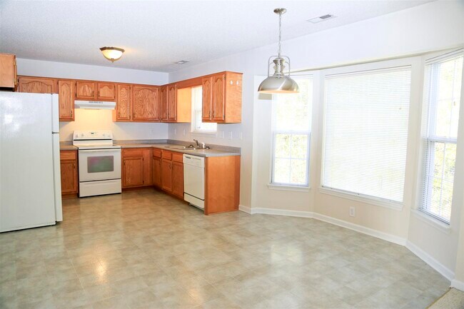 Foto del edificio - 211 Chadwick Shores Dr