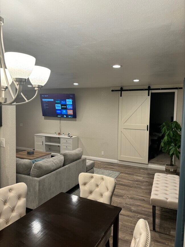 4505 Ramona Ave Unit 6, La Verne, CA 91750 Condo for Rent in La Verne