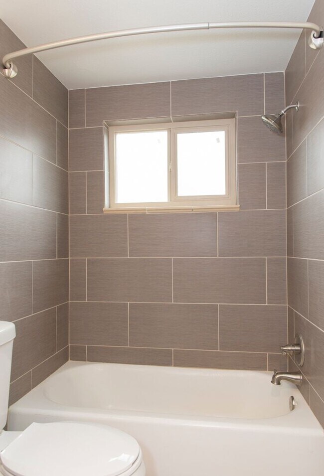 Foto del edificio - 263 N Grant St