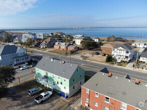Building Photo - 1293 W Ocean View Ave