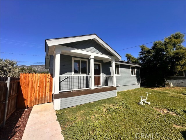 Foto del edificio - 211 E Walnut Ave