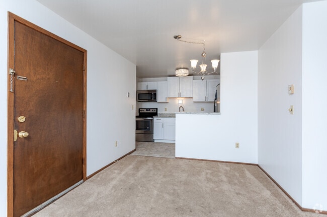 2BR, 1.5BA - Tosa Village