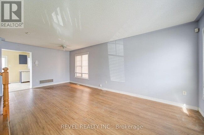 Building Photo - 112 Rouge River Dr
