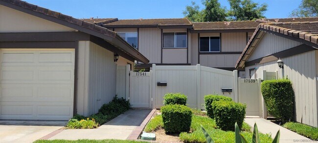 Building Photo - 4 bedroom Townhome for Rent in Rancho Bern...