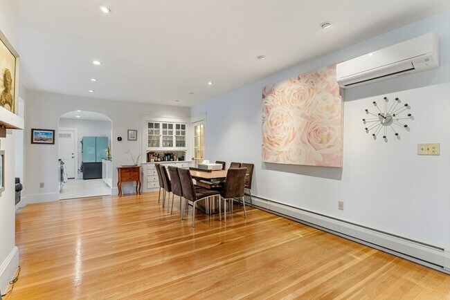 Foto del edificio - 148 Lakeview Ave