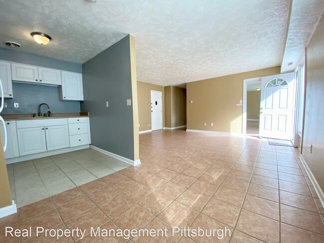 Building Photo - 2 br, 1 bath House - 129 Baywood Ave TB3