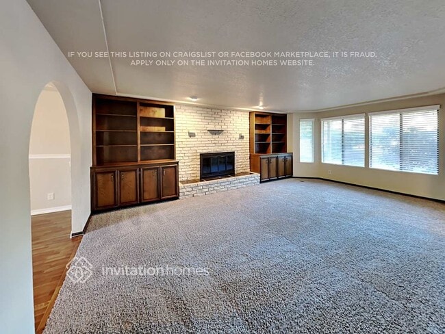 Foto del edificio - 8220 64th St Ct W