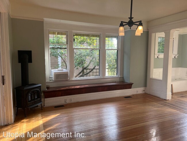 Building Photo - 5 br, 2 bath House - 2420 Lafayette St
