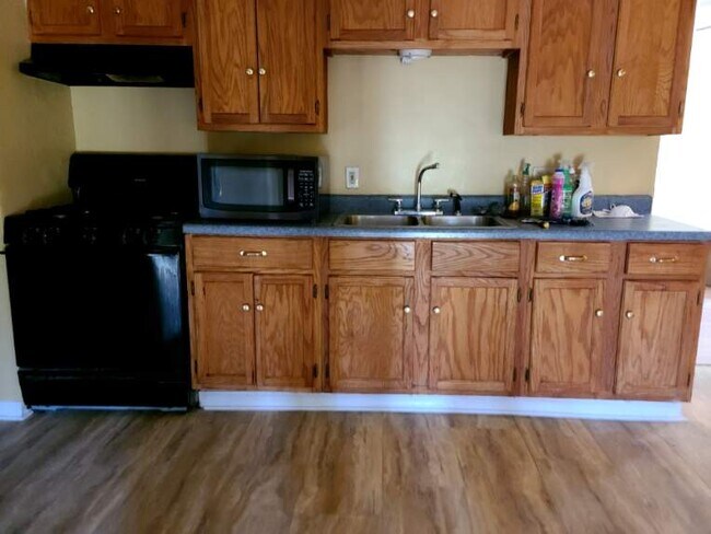 Building Photo - 1417 N Gibson Cir