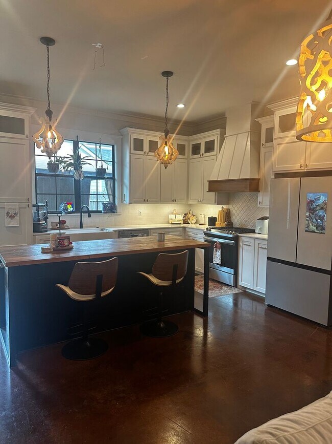 Building Photo - Gorgeous 3 Bedroom Home in North Bossier