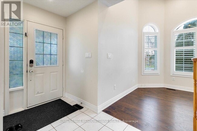 Building Photo - 1677 Clark Blvd