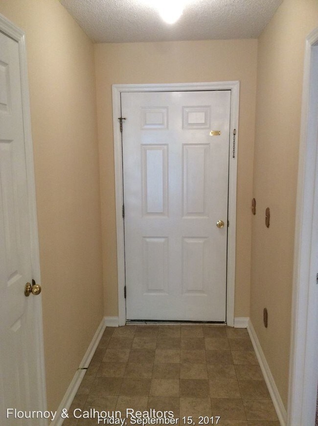 Building Photo - 3 br, 2 bath Apartment - 8439 Canaan Drive
