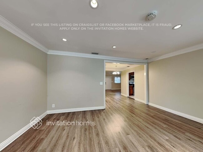 Building Photo - 2906 N Frederic St