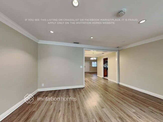 Foto del edificio - 2906 N Frederic St