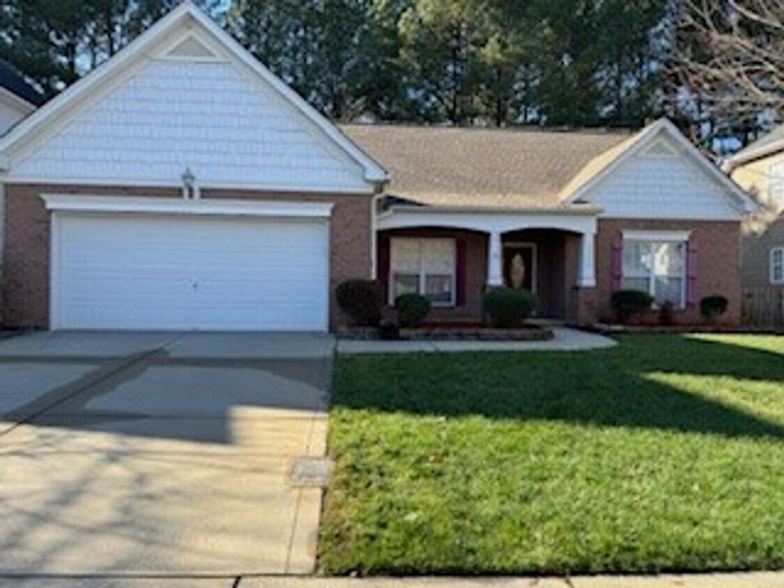 Primary Photo - Beautiful 3 Bedroom 2 Bath Home for Rent i...