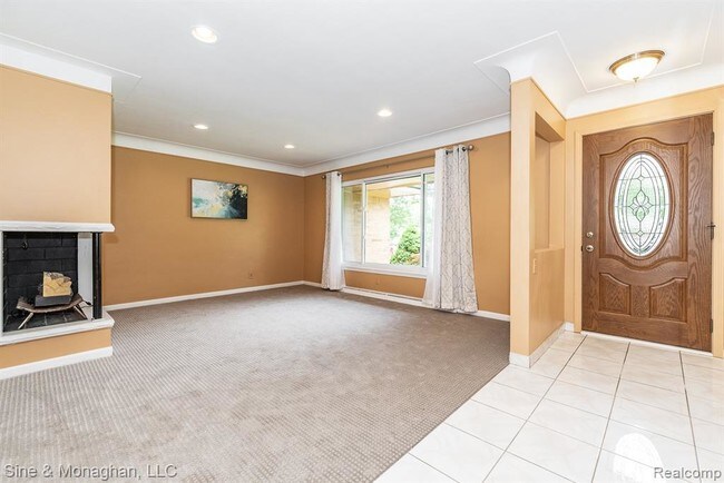 Building Photo - 7411 Finnegan Dr