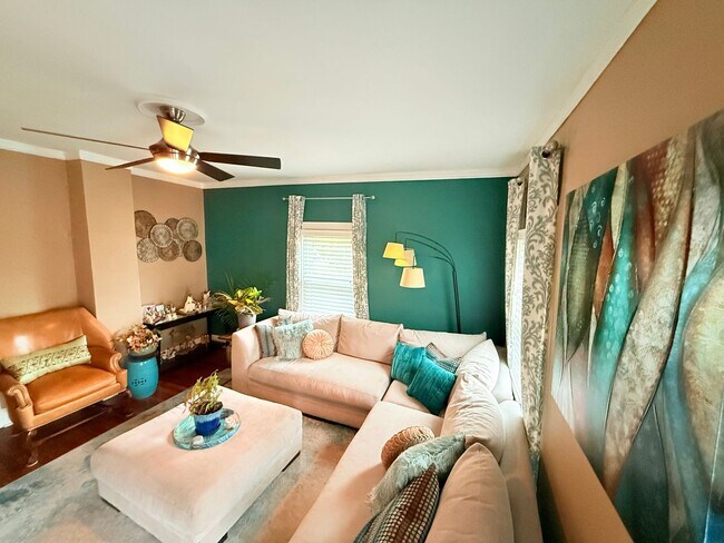 Foto del edificio - 906 N Concord Ave