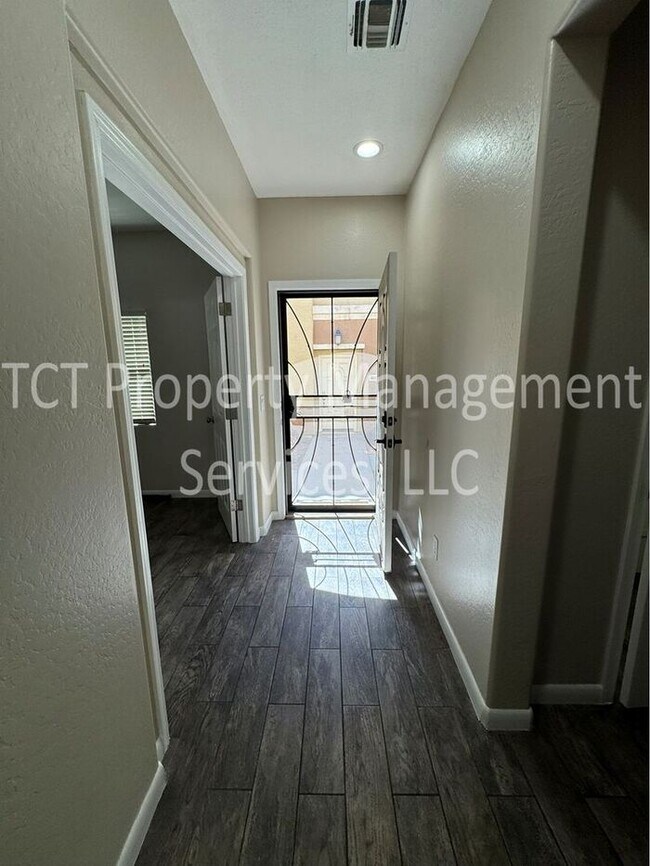 Foto del edificio - Remodeled 4 Bedroom Home in La Aldea