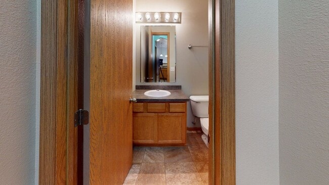 Building Photo - 1632 35th Ave SE