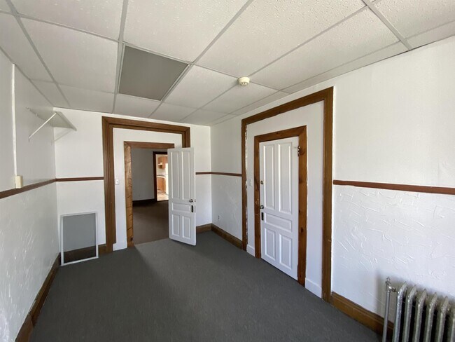 Foto del edificio - 288 W Jackson St