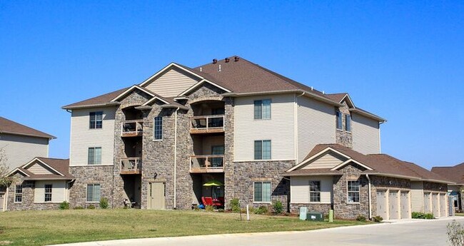 Building Photo - $1250 | 2 Bedroom, 2 Bathroom CONDO | PET ...