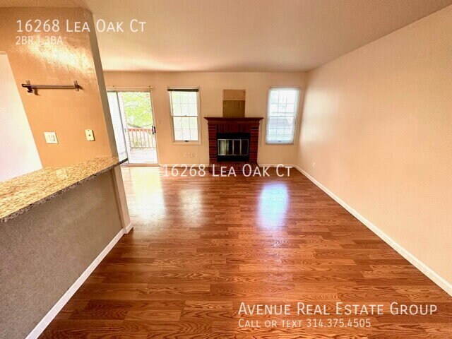 Foto del edificio - 16268 Lea Oak Ct