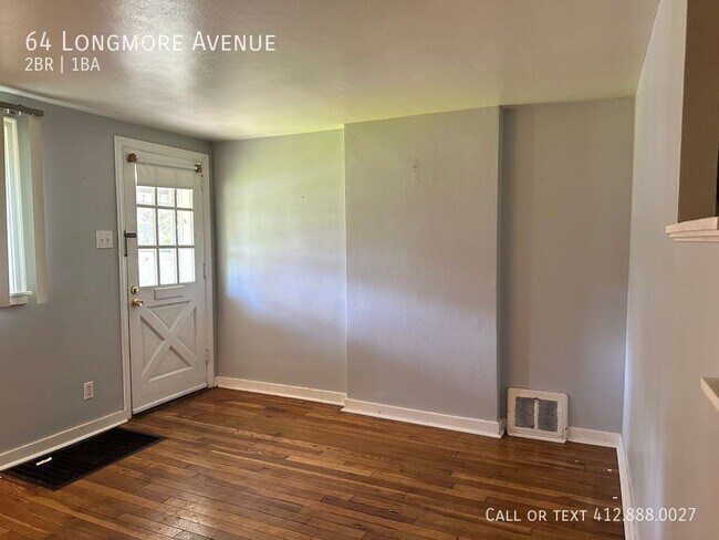 Foto del edificio - 2 bedroom 1 bath Bellevue!