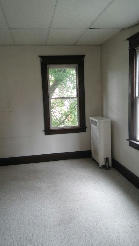 Building Photo - 1228 McClure Ave