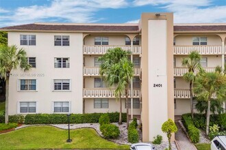 Building Photo - 2401 Antigua Cir