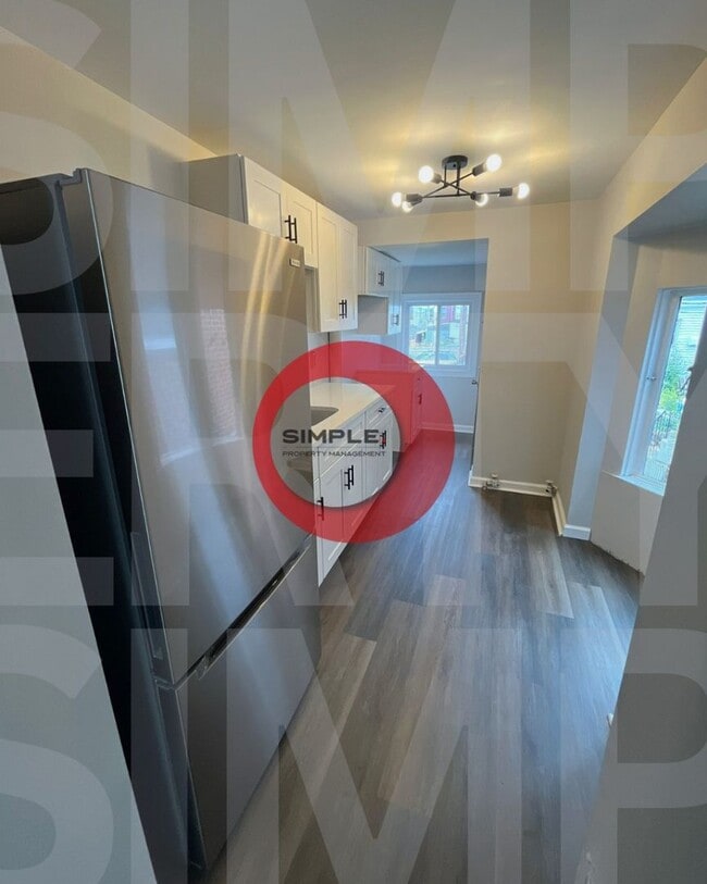 Foto del edificio - Three Bedroom Townhome