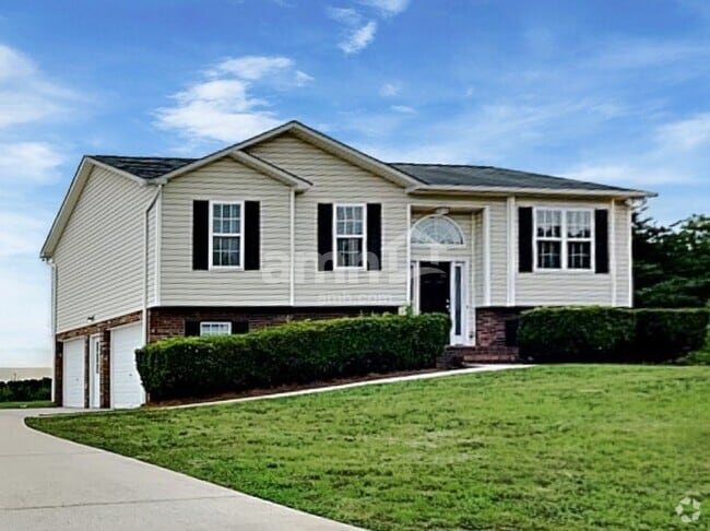Building Photo - 6025 Brentwood Park Pl