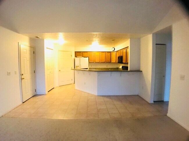 Foto del edificio - 1608 Oakfield Dr