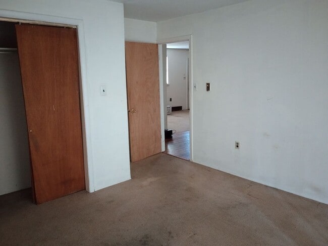 Building Photo - 303 S Atlantic Ave E