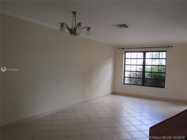 Building Photo - 5700 SW 133rd Pl