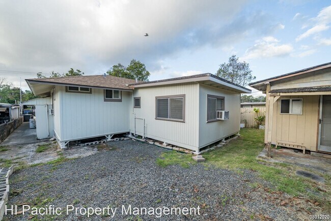 Building Photo - 3 br, 1.5 bath House - 910 Neal Ave.