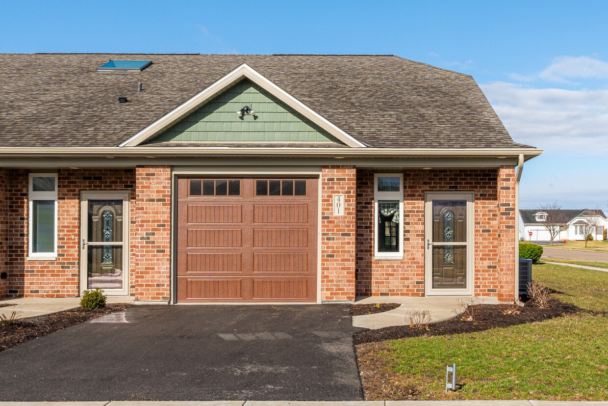 102 Boulder Ct Unit 102, Genoa, IL 60135 Condo for Rent in Genoa, IL