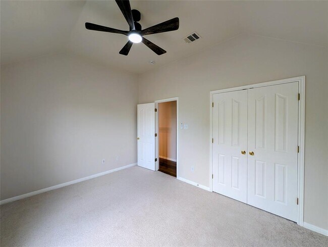 Building Photo - 2901 Cashell Wood Dr