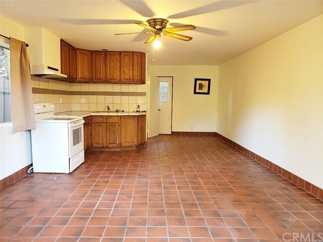 Building Photo - 25805 Avenida Del Oro