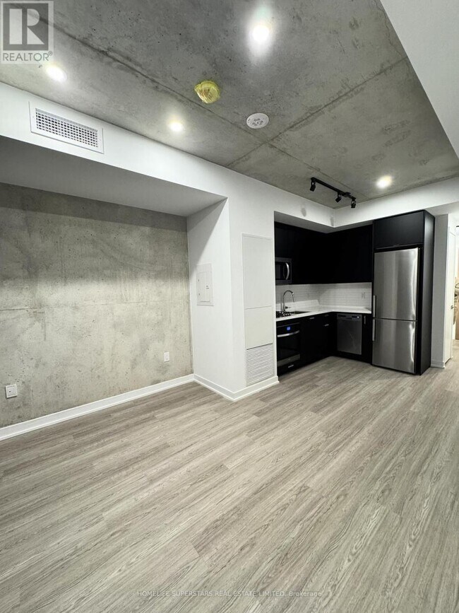 Photo du bâtiment - 195 McCaul St