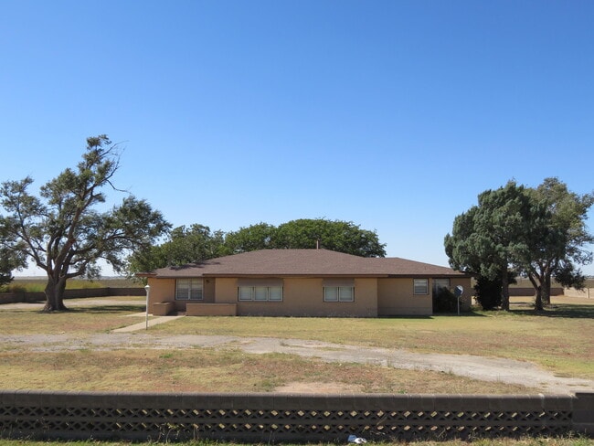 Building Photo - 9607 N Interstate 27