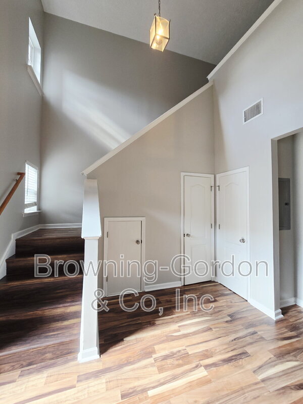 Foto del edificio - 786 Pippin Dr