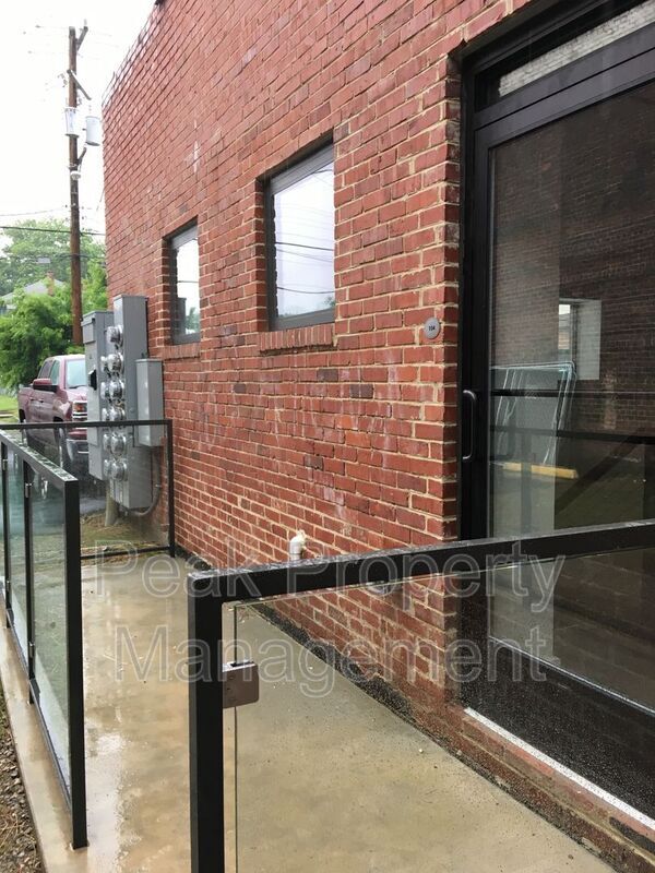 Foto del edificio - 1313 Hull St