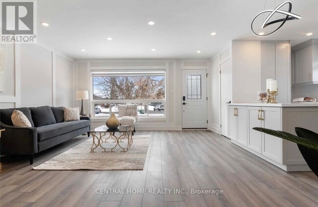 Building Photo - 139 Maurice Ct