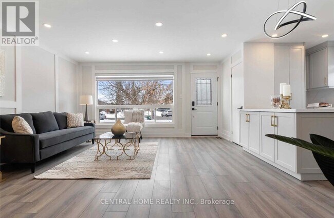 Photo du bâtiment - 139 Maurice Ct