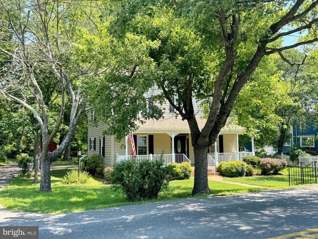 Foto del edificio - 28250 Old Village Rd